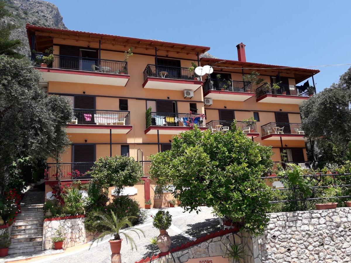 Vasiliki See View Apartments Barbati Bagian luar foto