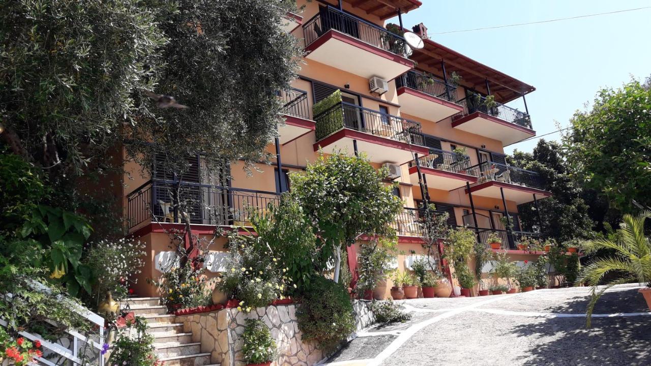 Vasiliki See View Apartments Barbati Bagian luar foto