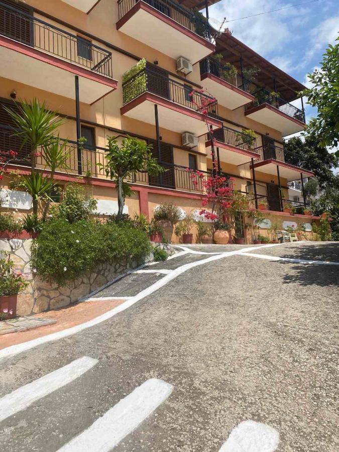 Vasiliki See View Apartments Barbati Bagian luar foto