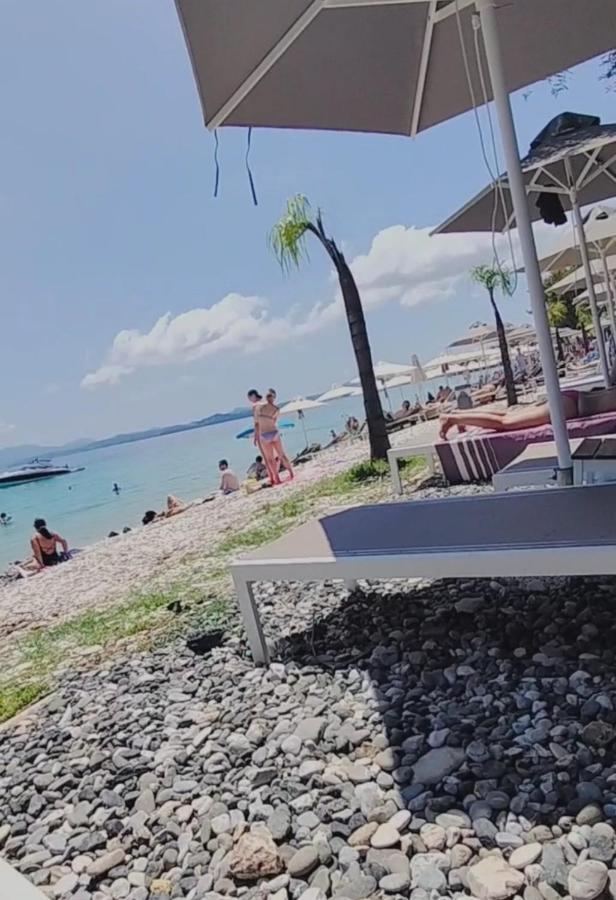 Vasiliki See View Apartments Barbati Bagian luar foto